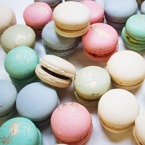 Grand Palais - Box of 100 Macarons